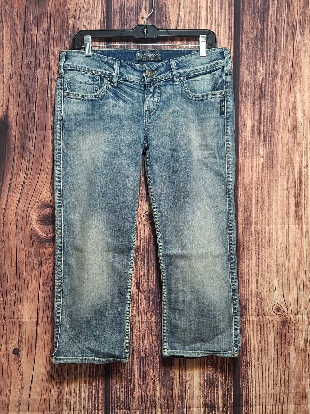 Silver Jeans Light Wash Denim Mckenzie Capris Size 30